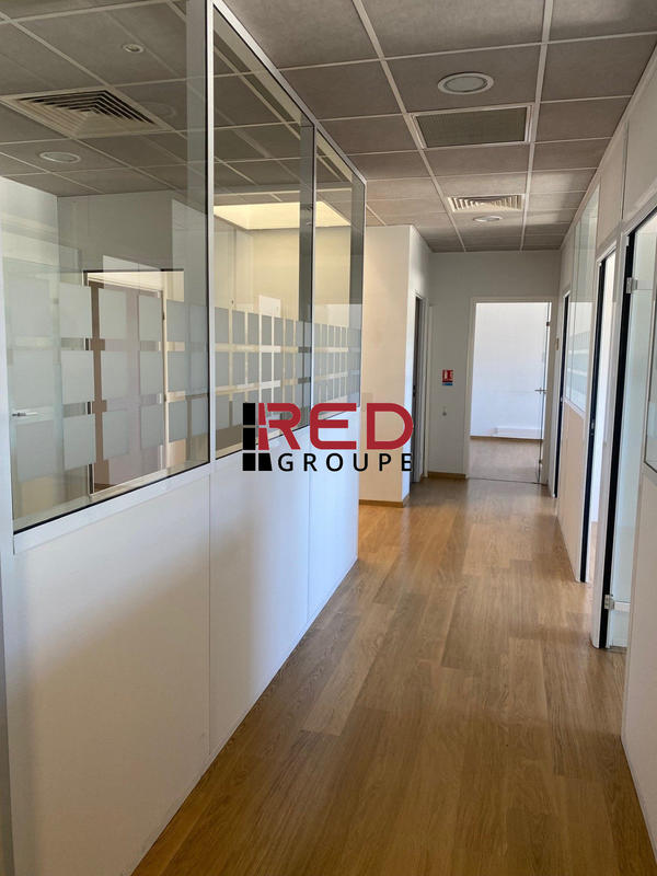 Bureau - 460 m²