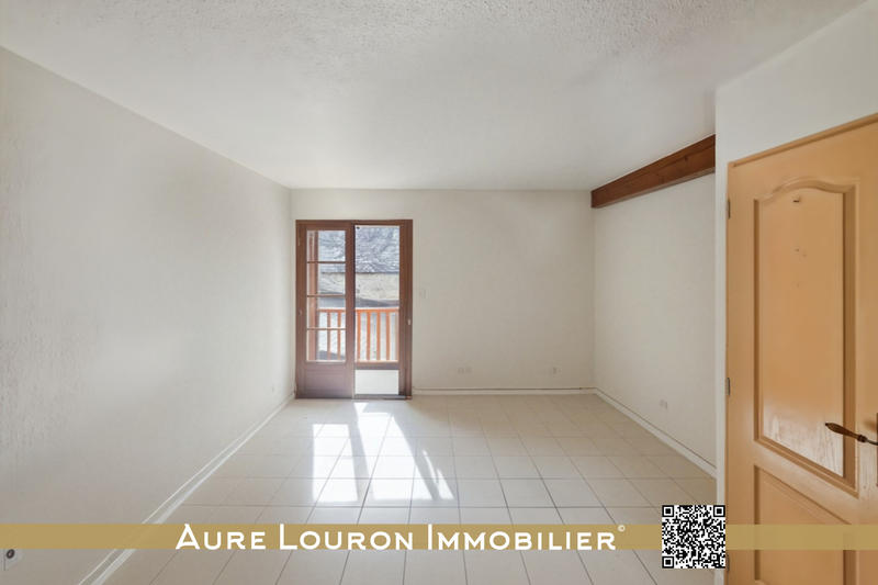 Immeuble - 159 m² - 9 pièces