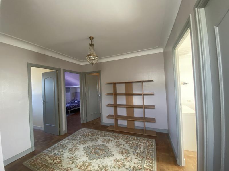 Maison - 141 m² - 7 pièces