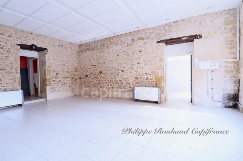 Maison - 220 m² - 11 pièces