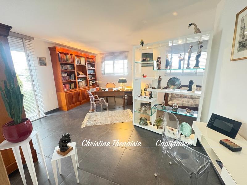 Maison - 187 m² - 6 pièces