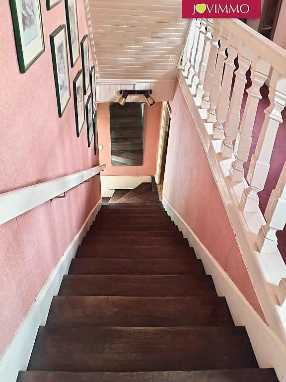 Maison - 215 m² - 8 pièces