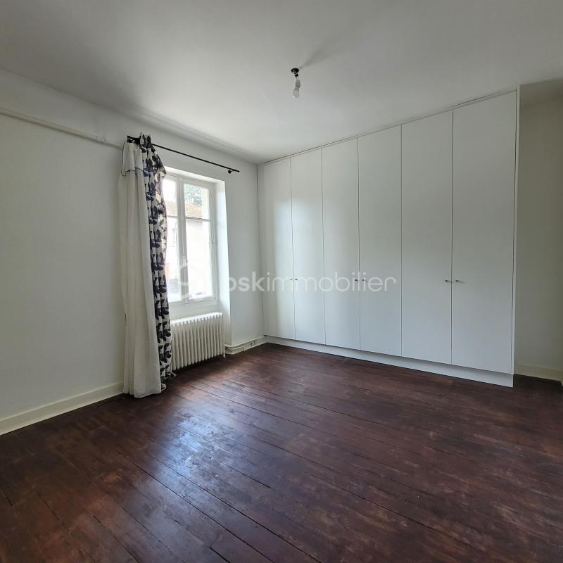 Demeure - 202 m² - 8 pièces