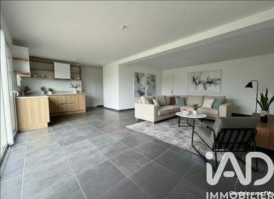 Maison - 138 m² - 6 pièces