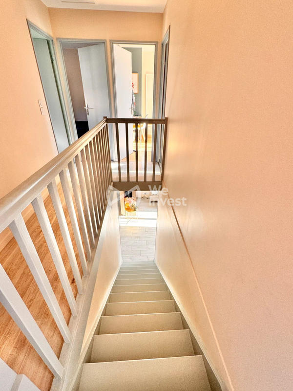 Maison - 90 m² - 5 pièces