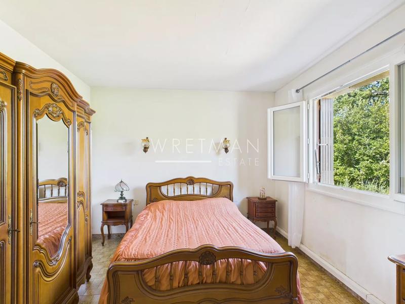 Villa - 192 m² - 8 pièces