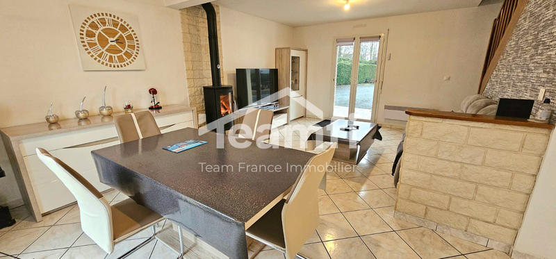 Maison - 95 m² - 5 pièces