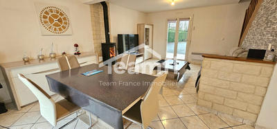 Maison - 95 m² - 5 pièces