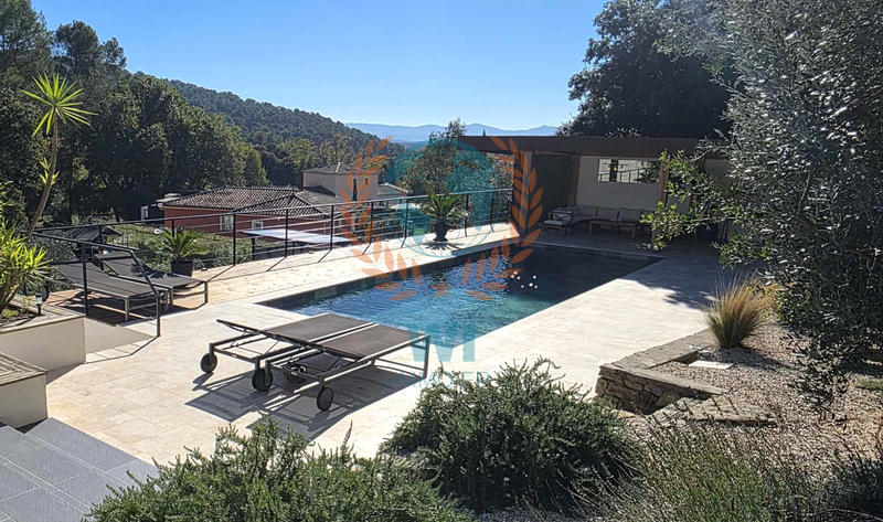 Maison - 150 m² - 6 pièces