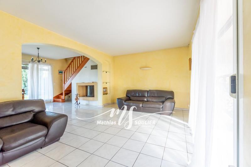 Maison - 258 m² - 8 pièces