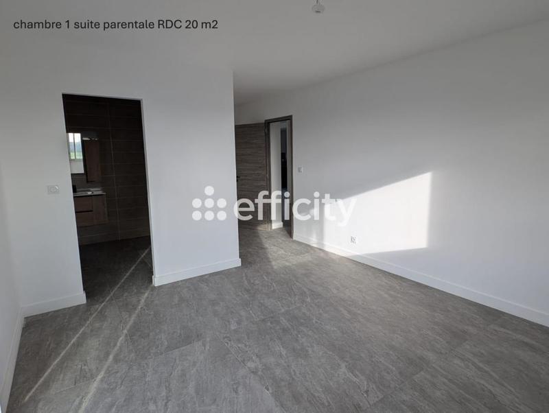 Maison - 165 m² - 6 pièces