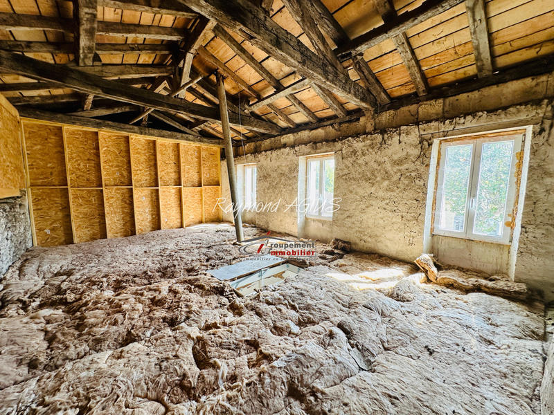 Maison de village - 132 m² - 8 pièces