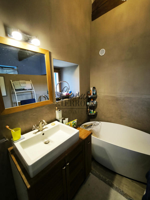 Maison - 140 m² - 7 pièces