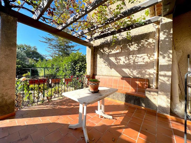 Villa - 90 m² - 4 pièces