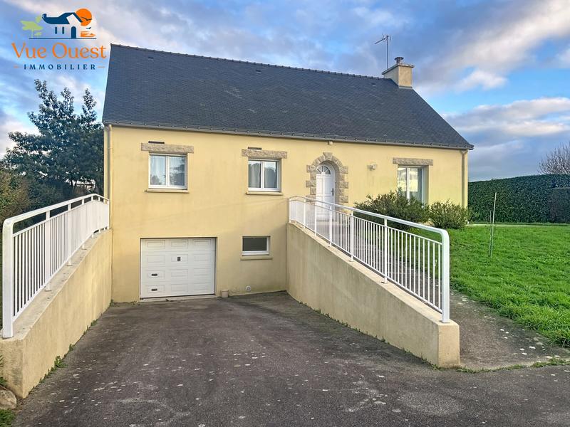 Maison - 104 m² - 5 pièces