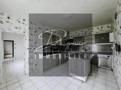 Maison - 110 m² - 7 pièces