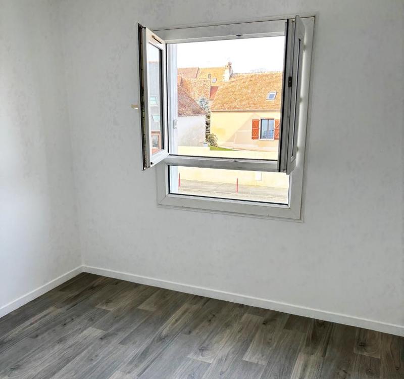 Maison - 93 m² - 5 pièces