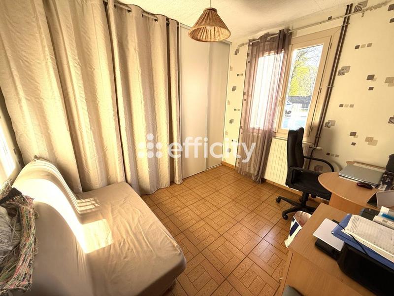 Pavillon - 140 m² - 5 pièces