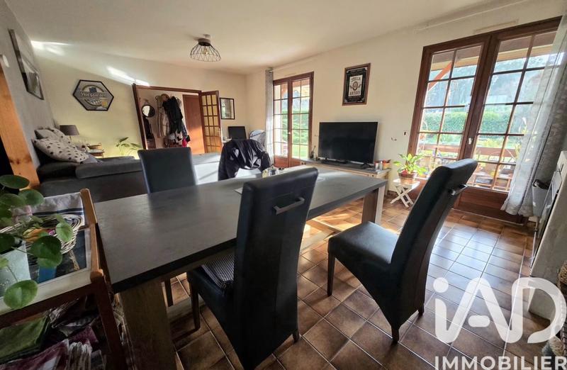 Maison - 104 m² - 5 pièces