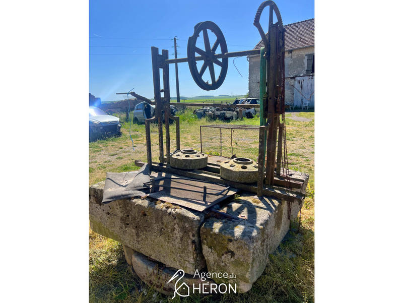 Maison - 216 m² - 7 pièces