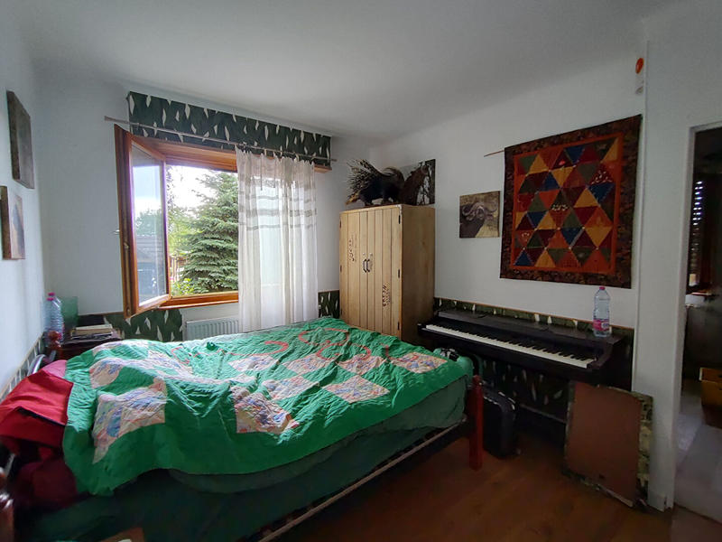 Maison - 200 m² - 9 pièces