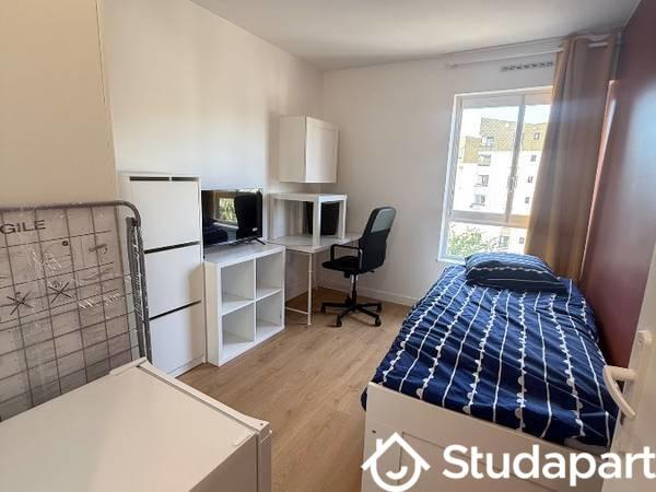 Chambre - 9 m² - 1 pièce