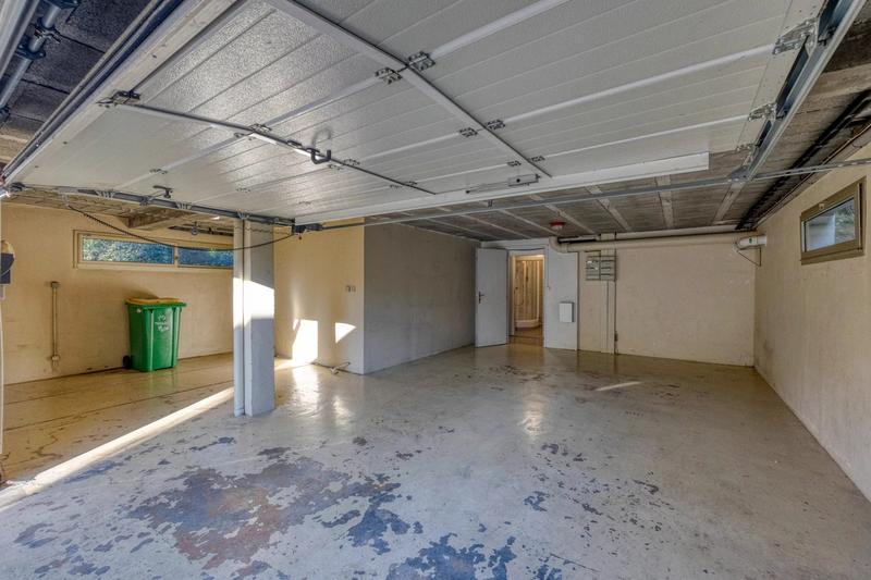 Maison - 207 m² - 8 pièces