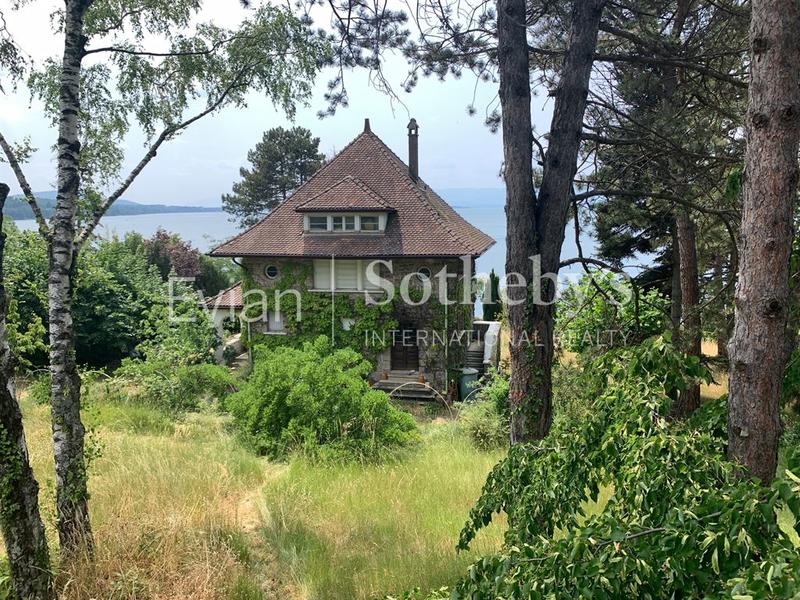 Maison - 203 m² - 8 pièces