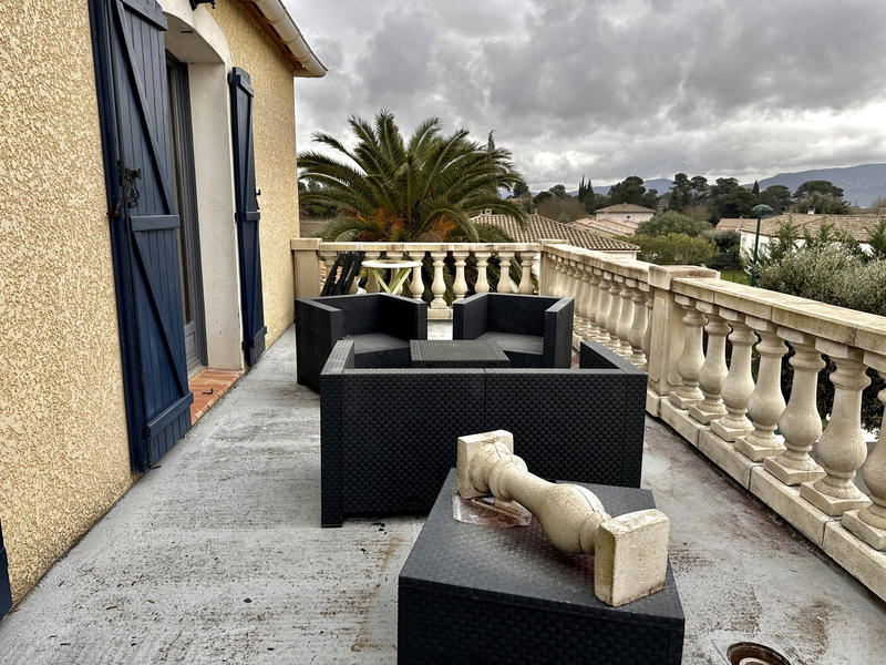 Villa - 180 m² - 7 pièces