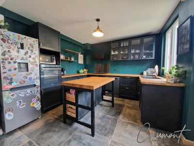 Maison traditionnelle - 150 m² - 5 pièces