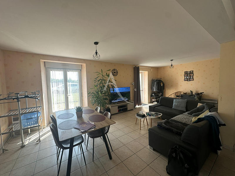 Maison - 257 m² - 12 pièces