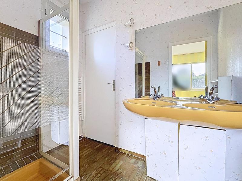 Maison - 170 m² - 6 pièces