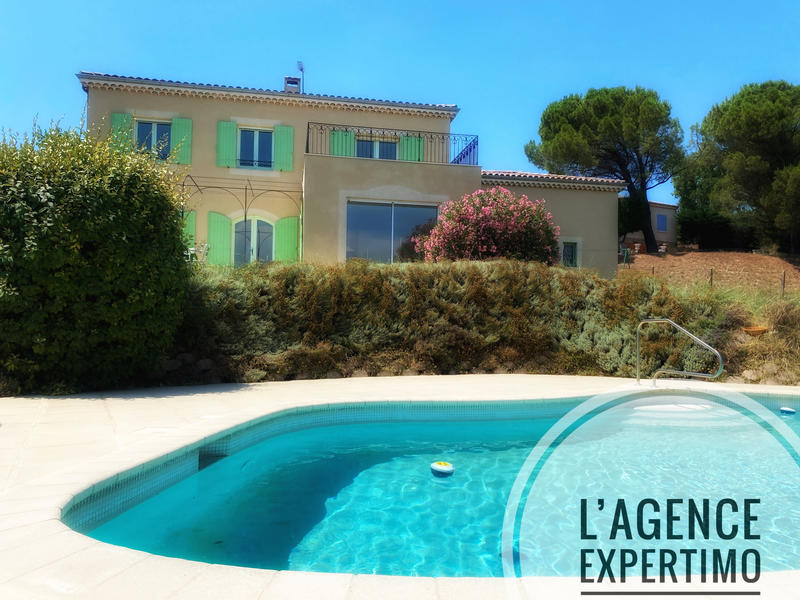 Maison - 181 m² - 5 pièces