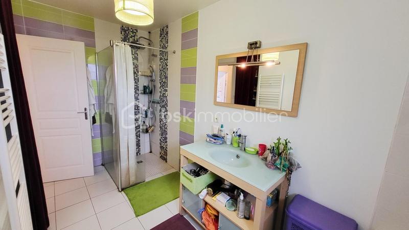 Maison traditionnelle - 220 m² - 9 pièces