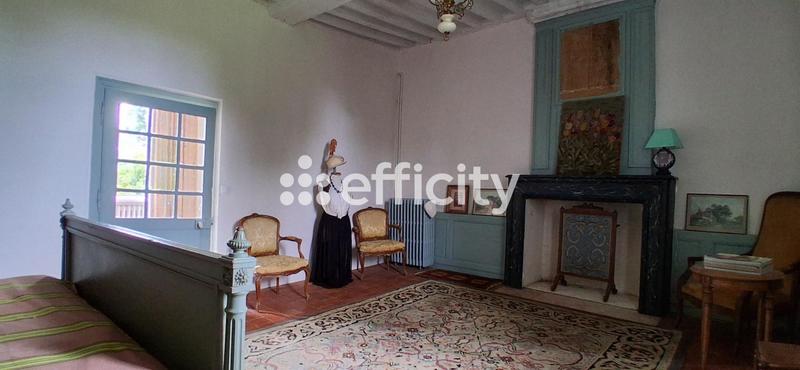 Propriété - 205 m² - 6 pièces