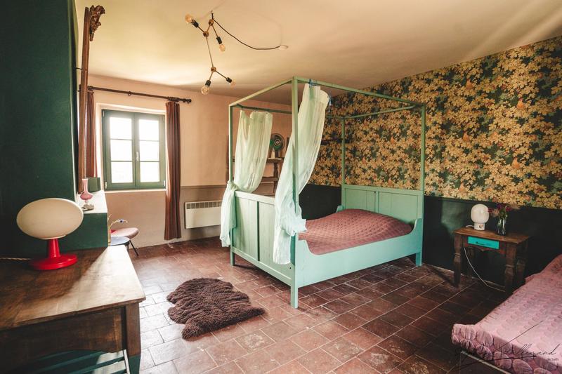 Maison - 459 m² - 16 pièces