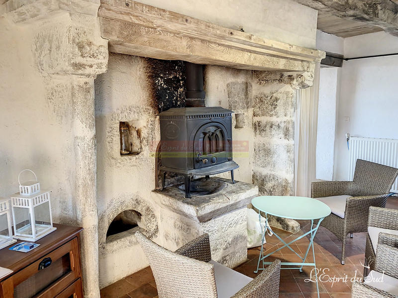 Maison - 245 m² - 11 pièces