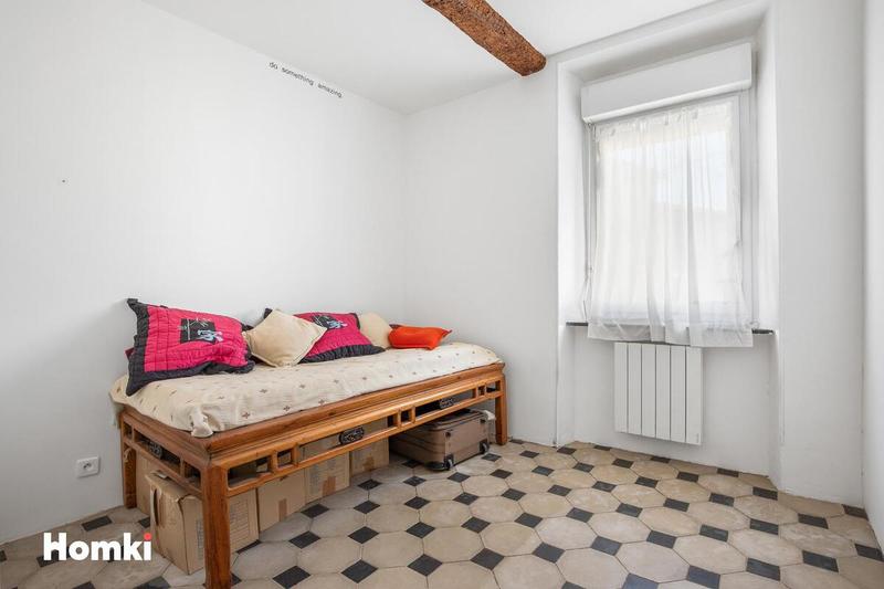 Maison de ville - 272 m² - 7 pièces