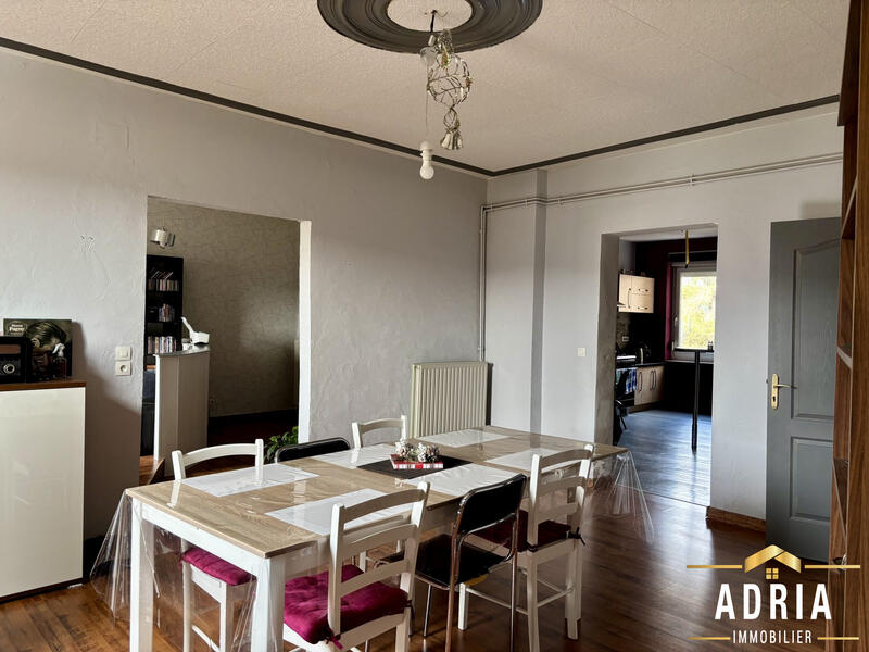 Appartement - 120 m² - 4 pièces
