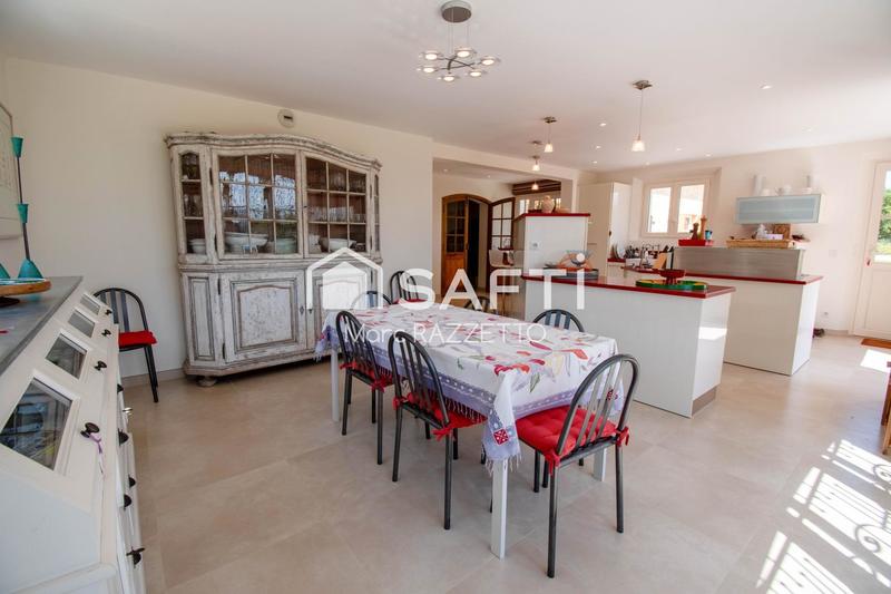 Villa - 340 m² - 7 pièces