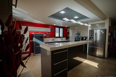 Villa - 246 m² - 9 pièces