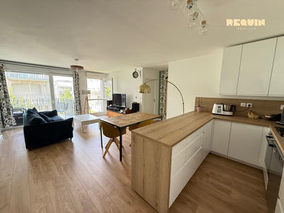 Appartement - 85 m² - 4 pièces