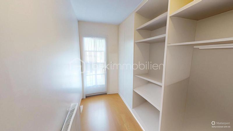 Pavillon - 120 m² - 5 pièces