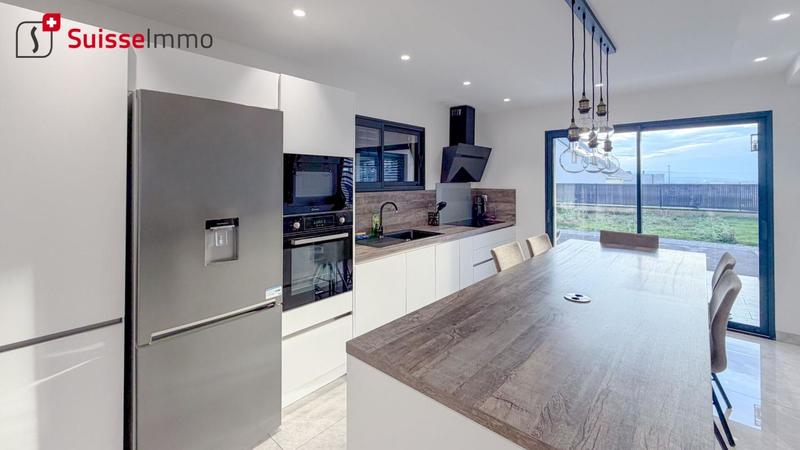 Maison - 176 m² - 6 pièces