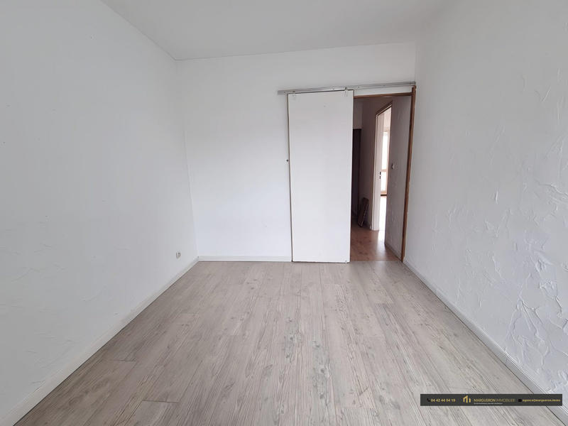 Appartement - 64 m² - 2 pièces