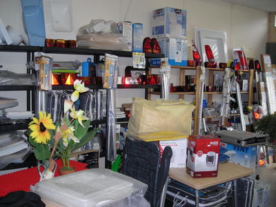 Pièces détachées pour camping car, auto,remorque et divers