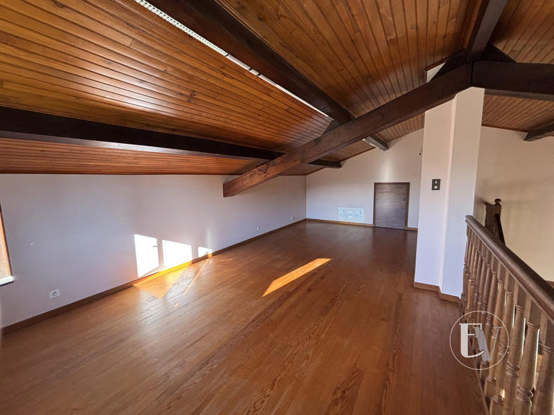 Maison traditionnelle - 154 m² - 5 pièces