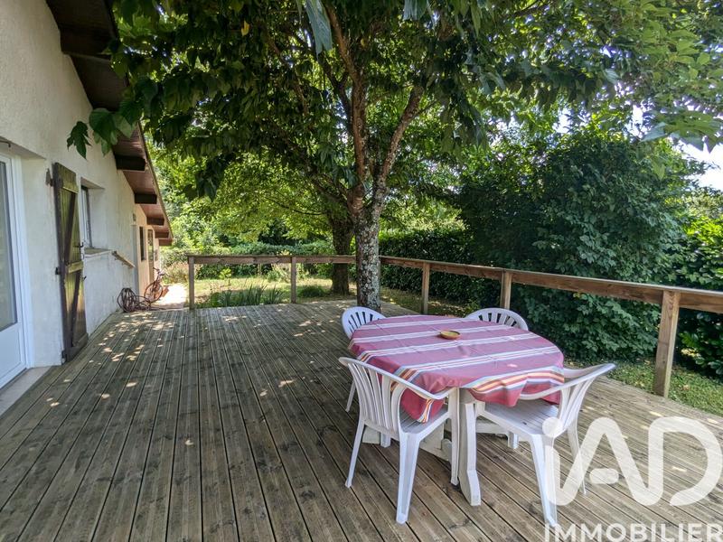 Maison - 159 m² - 8 pièces