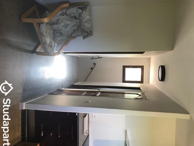 Chambre - 9 m² - 1 pièce