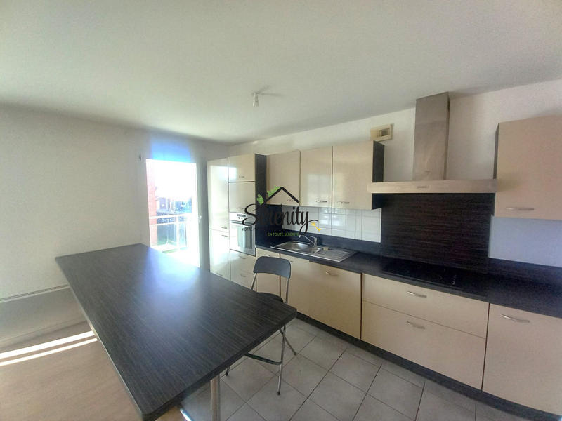 Appartement - 96 m² - 5 pièces